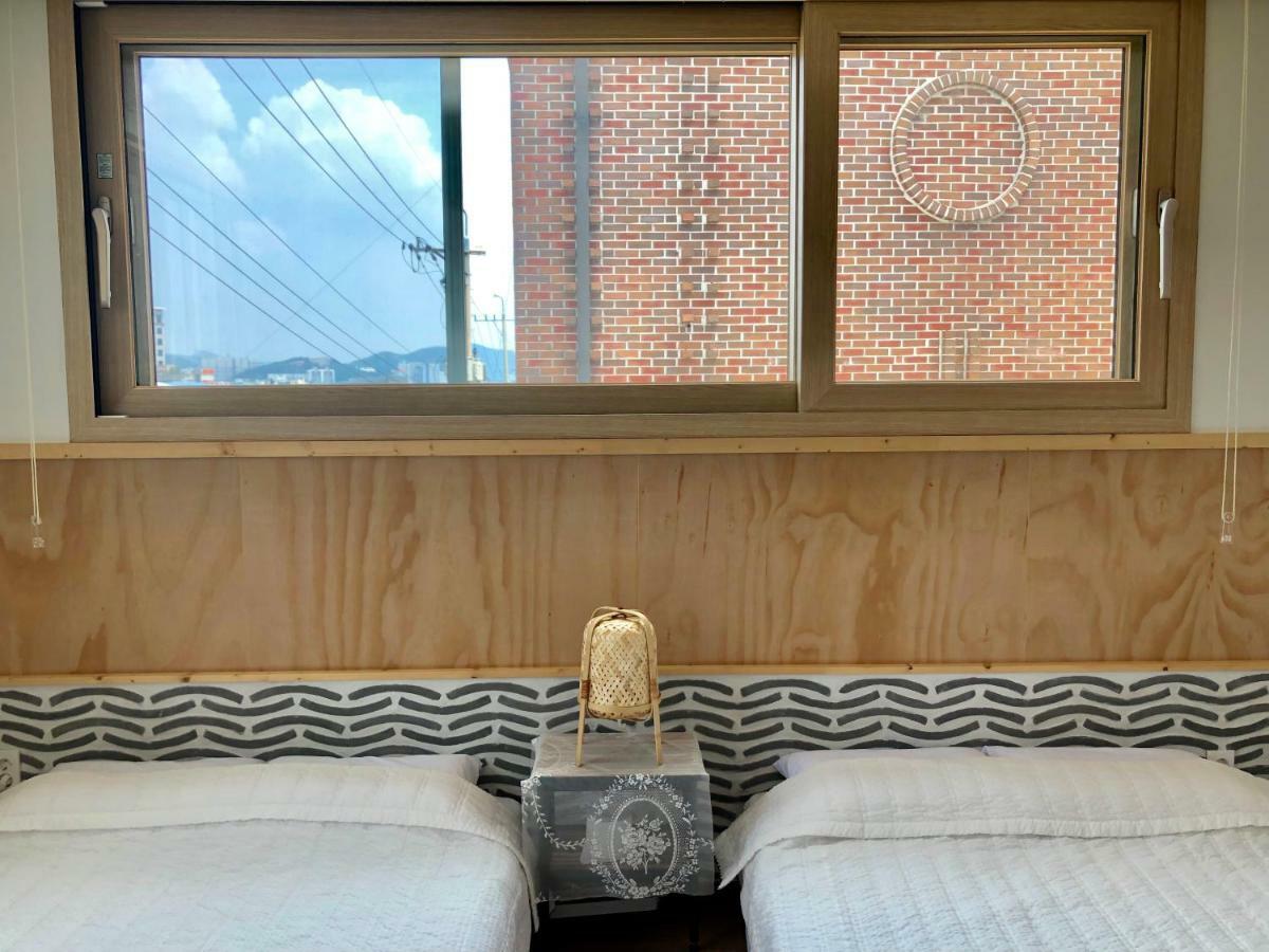 Cheukhudong 19Beonji Guest House Mokpo Exterior foto